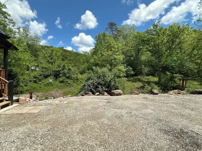 Rosie's Cabin is an authentic log cabin located just 10 minutes from Charleston. Hotels near Walmart Supercenter