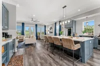 Laguna Beach ,3 Minutes to Beach, Private Heated Pool,Sleeps 12, Large Bunk Room