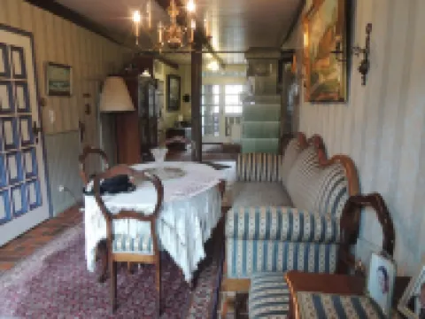 Apartment in the Comfort of an Old Thatched Farmhouse from 1746