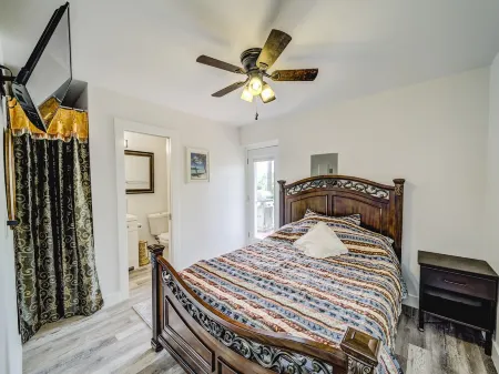 Cozy Tiny Homes Yellow