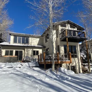 Private Hot tub/Fire Table on Large Deck overlooking Eagle River! Fly-fishing!