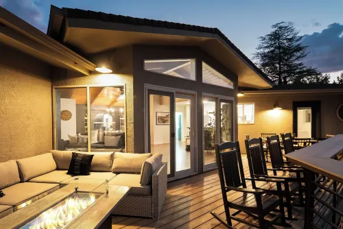 Uptown Splash - Views! 5Br 4BA Heated Pool Spa Firepit GamesRm Minigolf Location