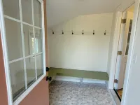 New! Tasteful, fresh 3BR on quiet street in Calumet Hotels in Calumet