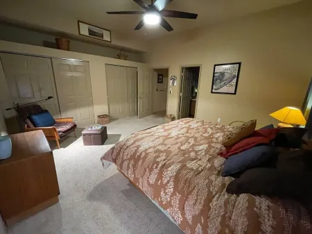 "Casa de Maíz" centrally located - close to NMSU Отели рядом с достопримечательностью «Museum of Nature & Science»