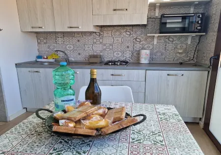 PROMOTION Holiday home Mareluna, studio apartment in the center of Agerola