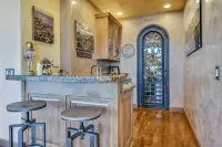 Heart of Sonoma County, Fountain Grove 4BR/4BA home, pool, spa, outdoor kitchen