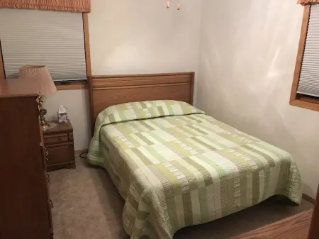 Cozy house in Central Park neighborhood of Superior, Wisconsin