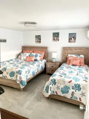Tropical Paradise Retreat on Tavernier, FL - Your Dream Getaway! Отели в г. Тавернье