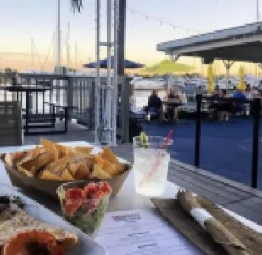 C-Shore Retreat - Great Views, Steps to the sand!