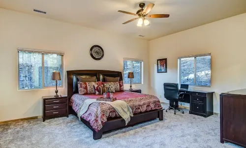 Serenity in the Pines - Luxury Cabin in Munds Park