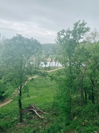 The Loft on the River with Private Gravel bar!!