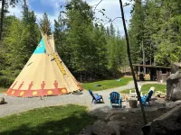 The Raven's Nest Teepee . Nestled in the Selkirk Mountain range, in Naples Idaho