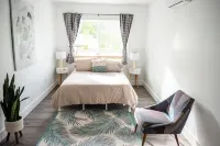 The Manzanita Cottage