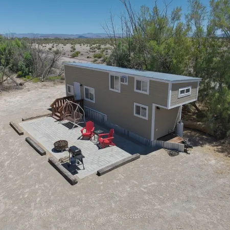 Tiny Home, close to Death Valley
