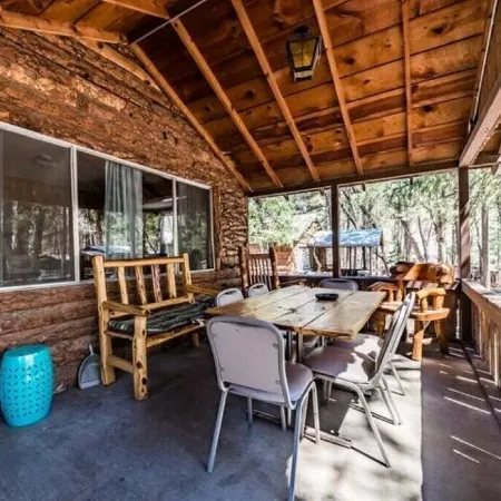 Ponderosa Cabins 104 N Laurel cabin 12