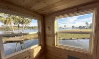 Lake Life Tiny House located on top of the water - Pool - 3 Kayaks - Beautiful!