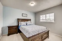 *OPEN*POOL/PARK Access*#6 Outside of Lackland/SEAWORLD/SIXFLAGS Hotels near Mosaic Church SA