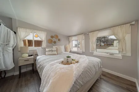 Historic, Charming GJ Downtown tiny home- Best location! Отели рядом с достопримечательностью «Университет Колорадо Меса»