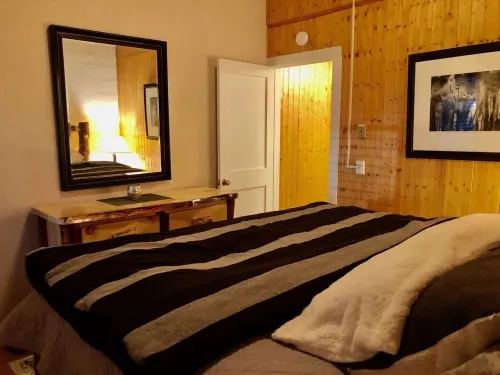 Walk Everywhere from This Spacious 3 Br Family & Pet Friendly Condo