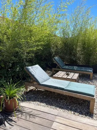 Villa avec piscine proche décentré-ville.