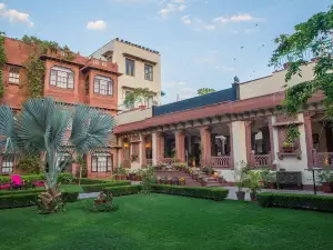 Daspan House
