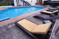 Holiday Inn URUAPAN by IHG - piscine