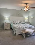 Ocean Front Condo Just Steps to the Beach -Maximum 6 night stay only.