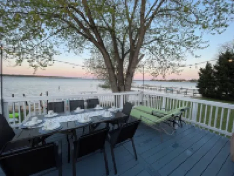 Chesapeake Bay Waterfront Home with Private Beach, Stunning Views Hotels in Chase