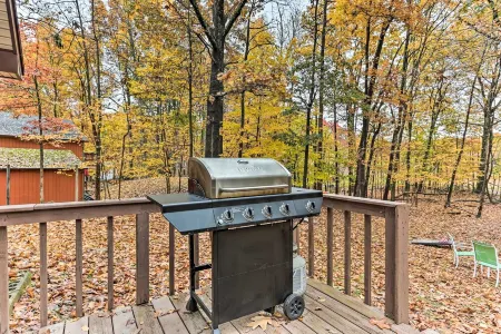 Cozy Chalet on the lake