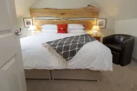 Park Suite 2 - adjacent to Park Suite 1 Hotels in 