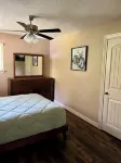 Hideaway_3 BR w/ Private Pool on wooded lot