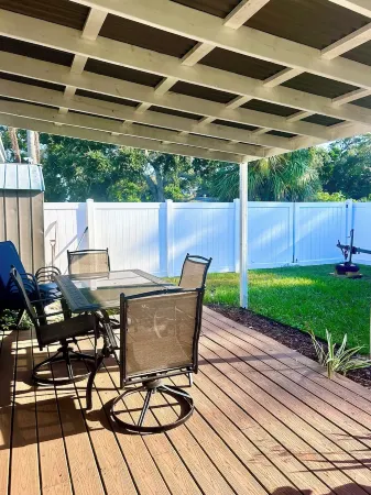 Prime Location, 2 Bath/2 Bed Perfect Getaway