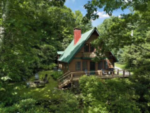Cabin Near Br/Boone, Fire Pit, Wifi, Secluded, Nearby Hikes, and Views!!