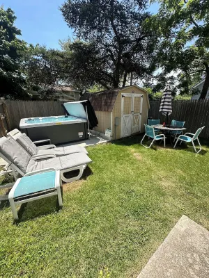 6 Bed 4 Bath Cape May POOL & HOT TUB, Dog Friendly Sleeps 14 EV Charging