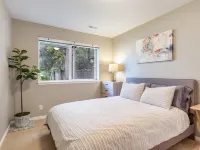 Renovated Modern Townhome in the heart of Holladay Hotels in Holladay