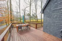"Eagle's Cliff" at Lake Cumberland. Relaxing Beautiful Front Porch Lake View! - Homestays