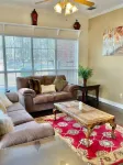 Beautiful fully furnished lakefront house