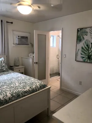 Gorgeous Beachy Chic Condo in Key Biscayne, FL