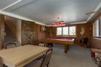 Dancing Horse Farm in Windham: Spectacular 9 Bedroom Home, 30 Acres,  Ski Lodge