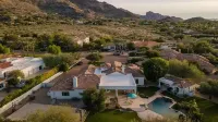 Manor Retreat - Contemporary Luxury Villa w/ Picture Perfect Mountain Views!