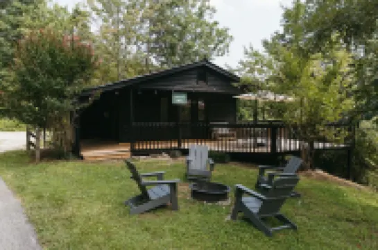 "Rocky Top" - Cozy RRG Cabin