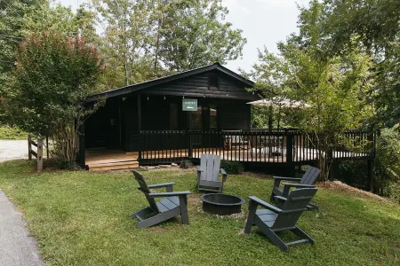 "Rocky Top" - Cozy RRG Cabin Отели рядом с достопримечательностью «Daniel Boone Campground in Red River Gorge»