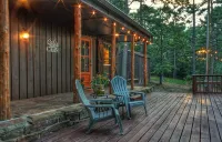 Bison Ridge Resort 3Br Cabin, Mountain View, Firepit, Playset, Pets OK, Sleeps 8