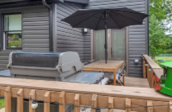 The Cast House - Walkable & Modern Hotels in Livingston Manor