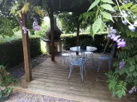 Spacious accommodation surrounded by greenery