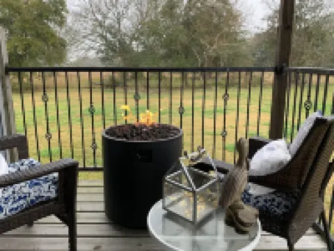 The Sea Shack--Perfect For Mardi Gras, Rodeo, Blocks Away From Boat Ramp And Bay