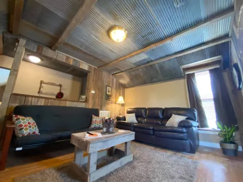 White House Lodge-Cabin Loft Studio