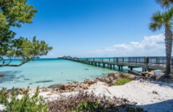 Bayview Pointe! Luxury 3 bedroom home! Near Anna Maria island with heated pool!