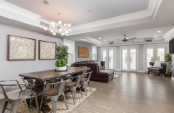 Ocean view townhouse with private rooftop deck!