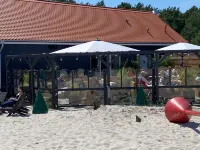 Right next to the nature reserve! Great for dogs and nature lovers